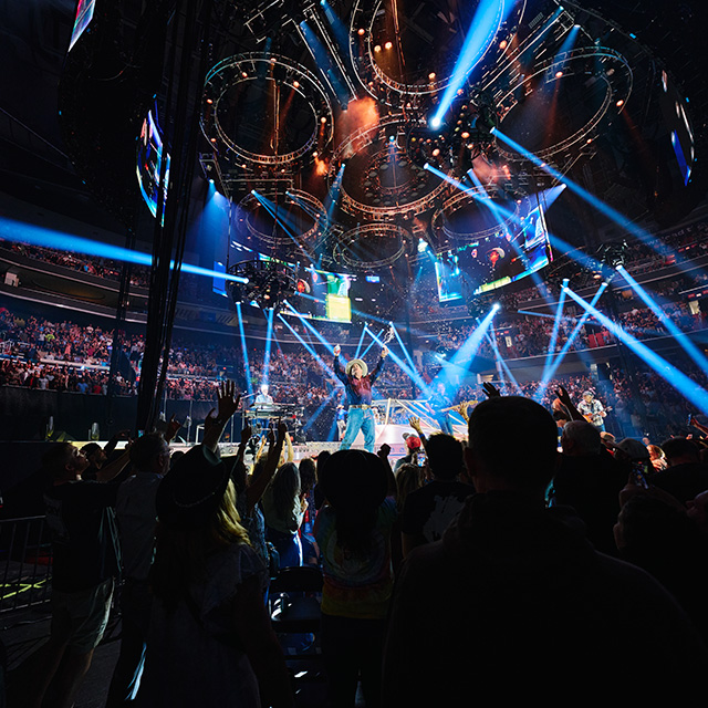 “WORDS CANNOT DESCRIBE HOW AWESOME IT WAS” – FANS REVEL IN GARTH BROOKS’ SHOWS AT CAPITAL ARENA IN WASHINGTON, D.C.