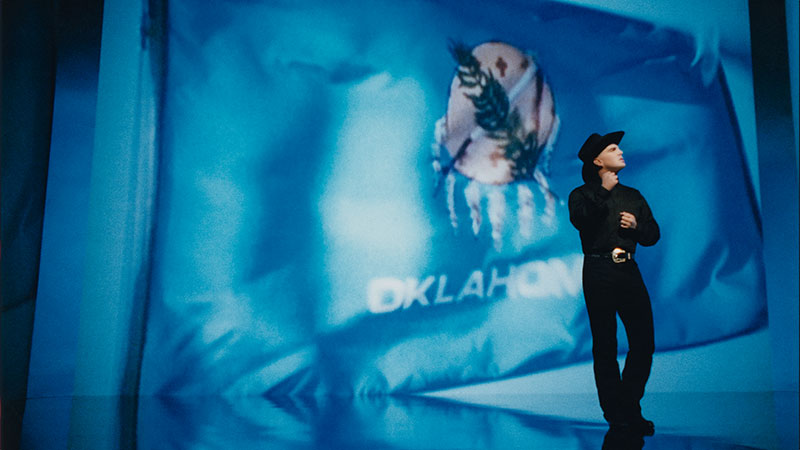 GARTH BROOKS IS COMING HOME: BLAME IT ALL ON MY ROOTS ARENA TOUR HEADED TO TULSA