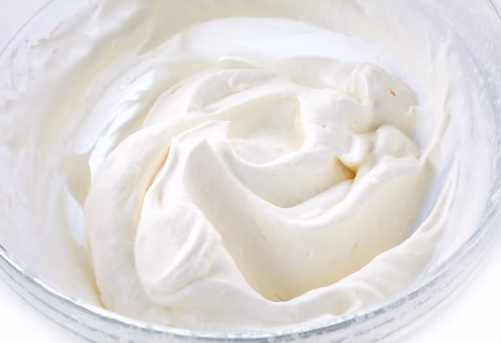 7 Different Types of Icing for Your Cake3
