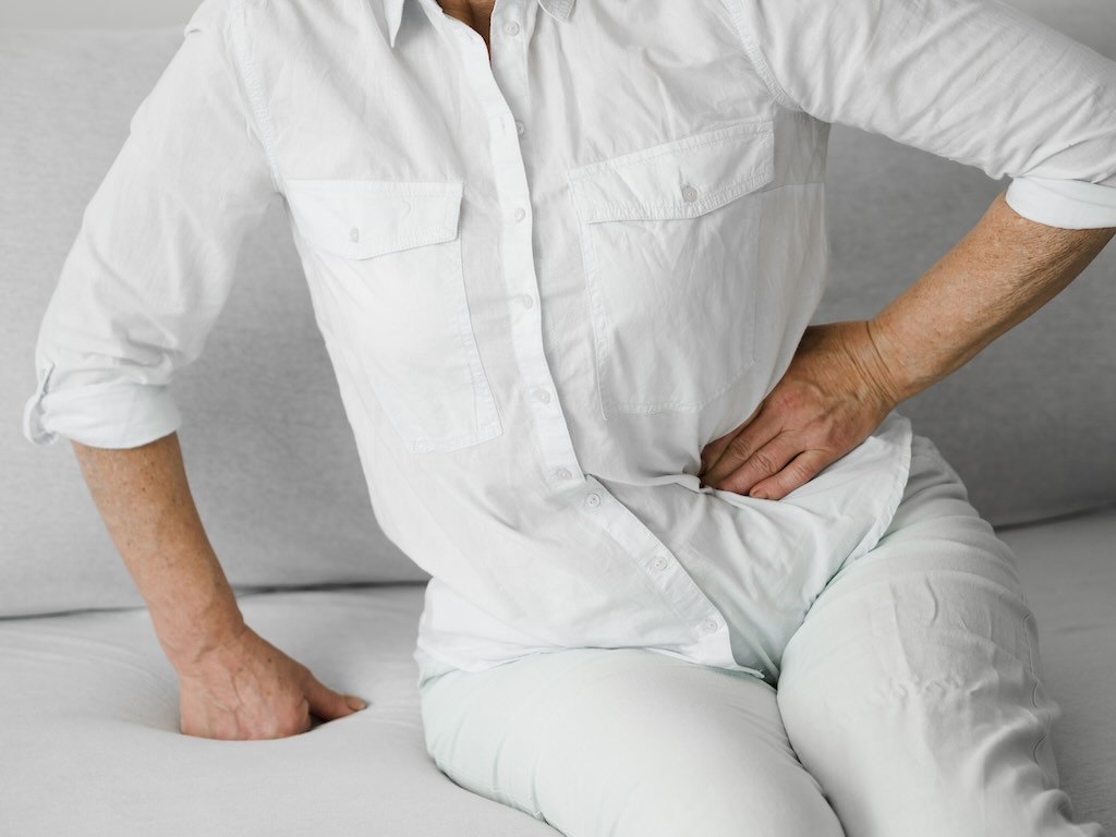 Hip Labral Tears: Signs, Diagnosis, and Treatment Options