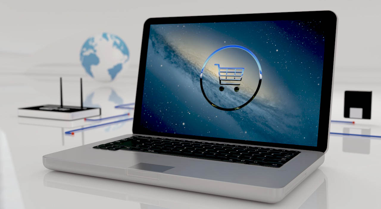 Imagem de um escritório com um notebook em uma página de checkout
