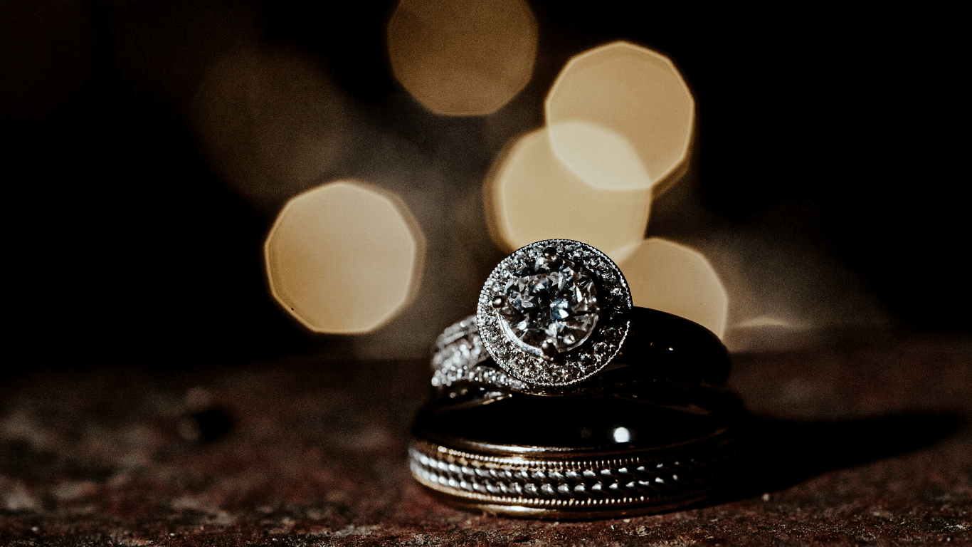 Aneis antigos com diamantes