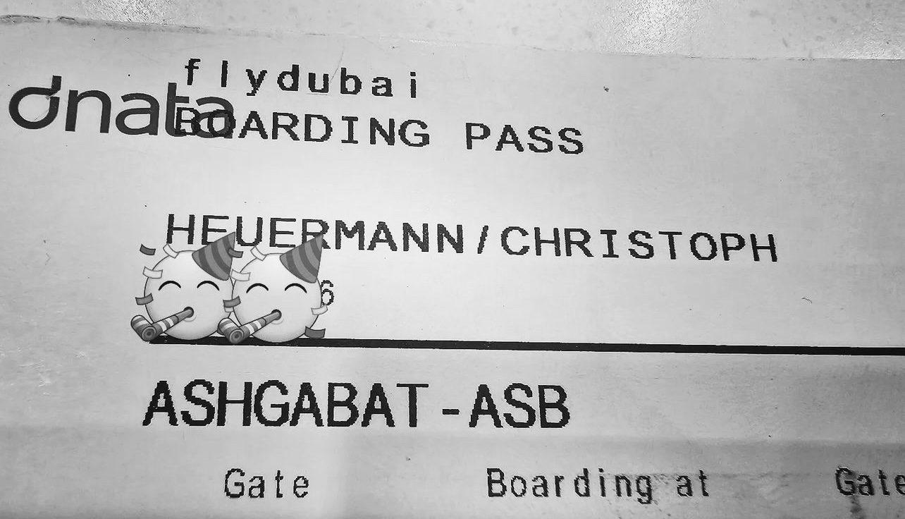 Christoph macht sich auf den Weg zum internationalen Flughafen in Ashgabat, Turkmenistan (ASB).