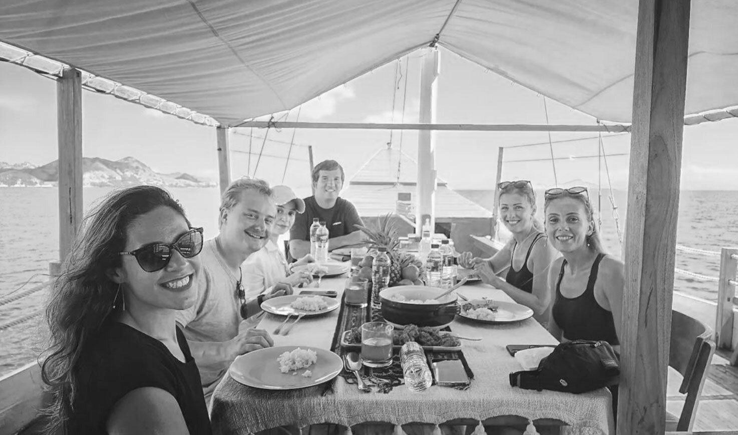 2022– Workation in Indonesien mit dem Staatenlos Team und Freunden