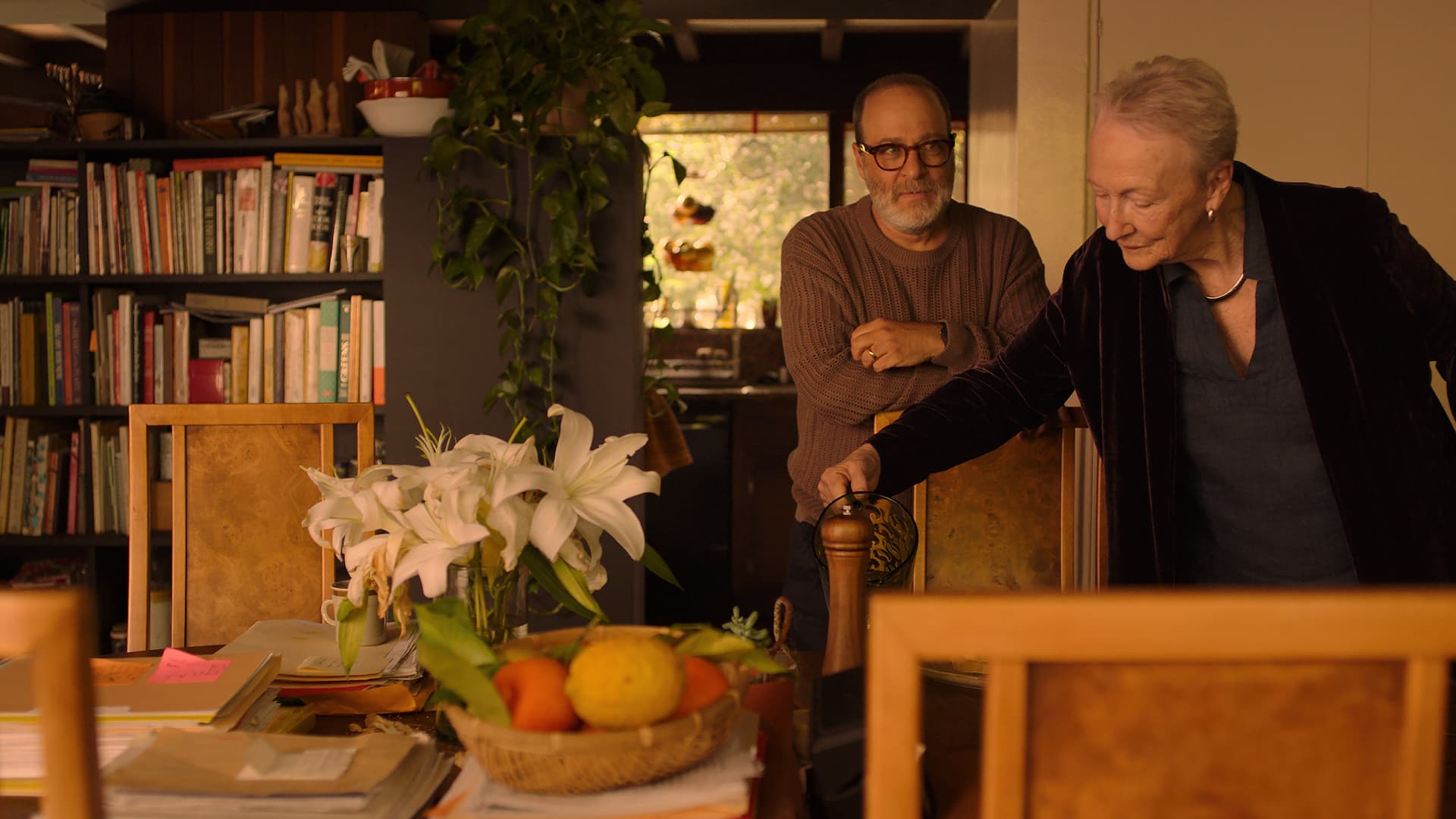 Рецензия на фильм «Знакомое прикосновение». Deaddinos - изображение 1