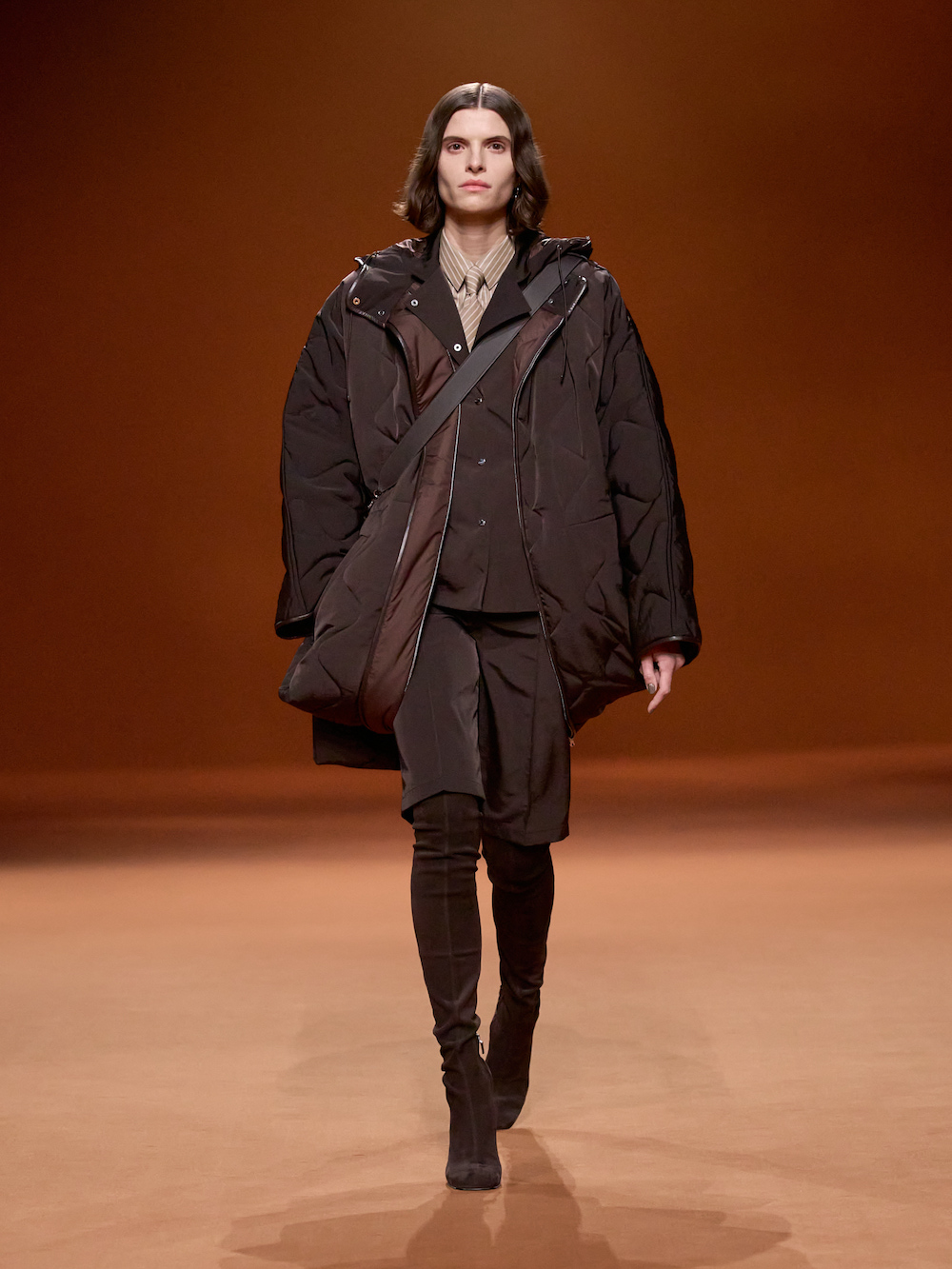 ▲未使用 HERMES 23AW Quilted car coat 44 Modular car coat - Grey | Hermès USA