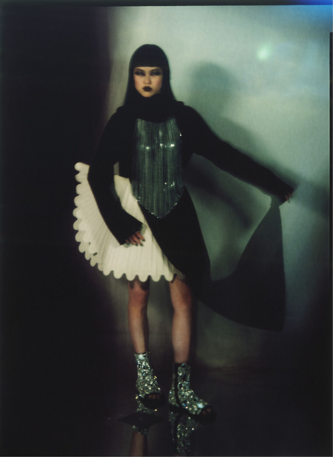 10_P90_103_Issue8_Profile_Louis_Vuitton_Kasia_Wozniak-14p-11.jpg (1094×1500)