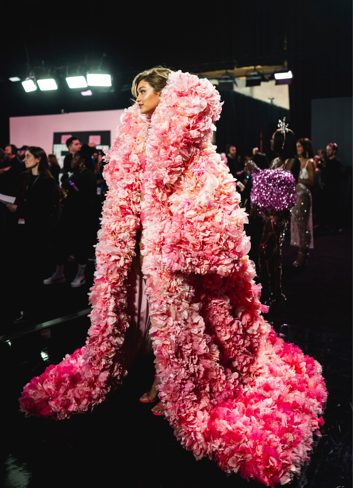 10_Issue8_Poster04_Profile_Victoria_Secret-16p-08.jpg (1158×1600)