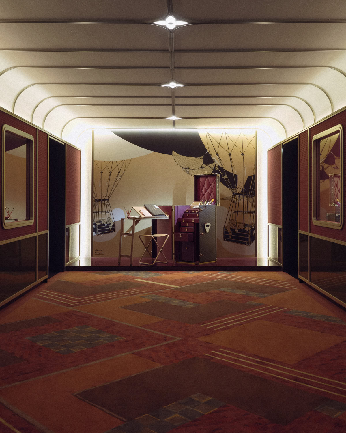 LOUIS-VUITTON-OBJETS-NOMADES_LOUIS-VUITTON-ARCHIVE-COLLECTION_-ART-DECO.jpg (1199×1500)