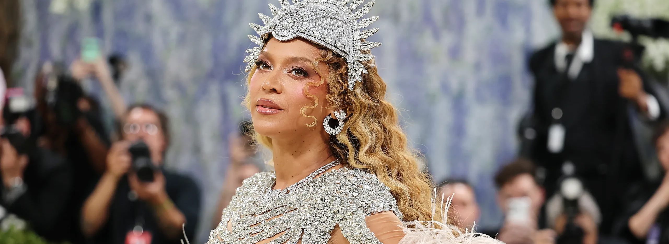 TEN LOOKS WE LOVED AT THE MET