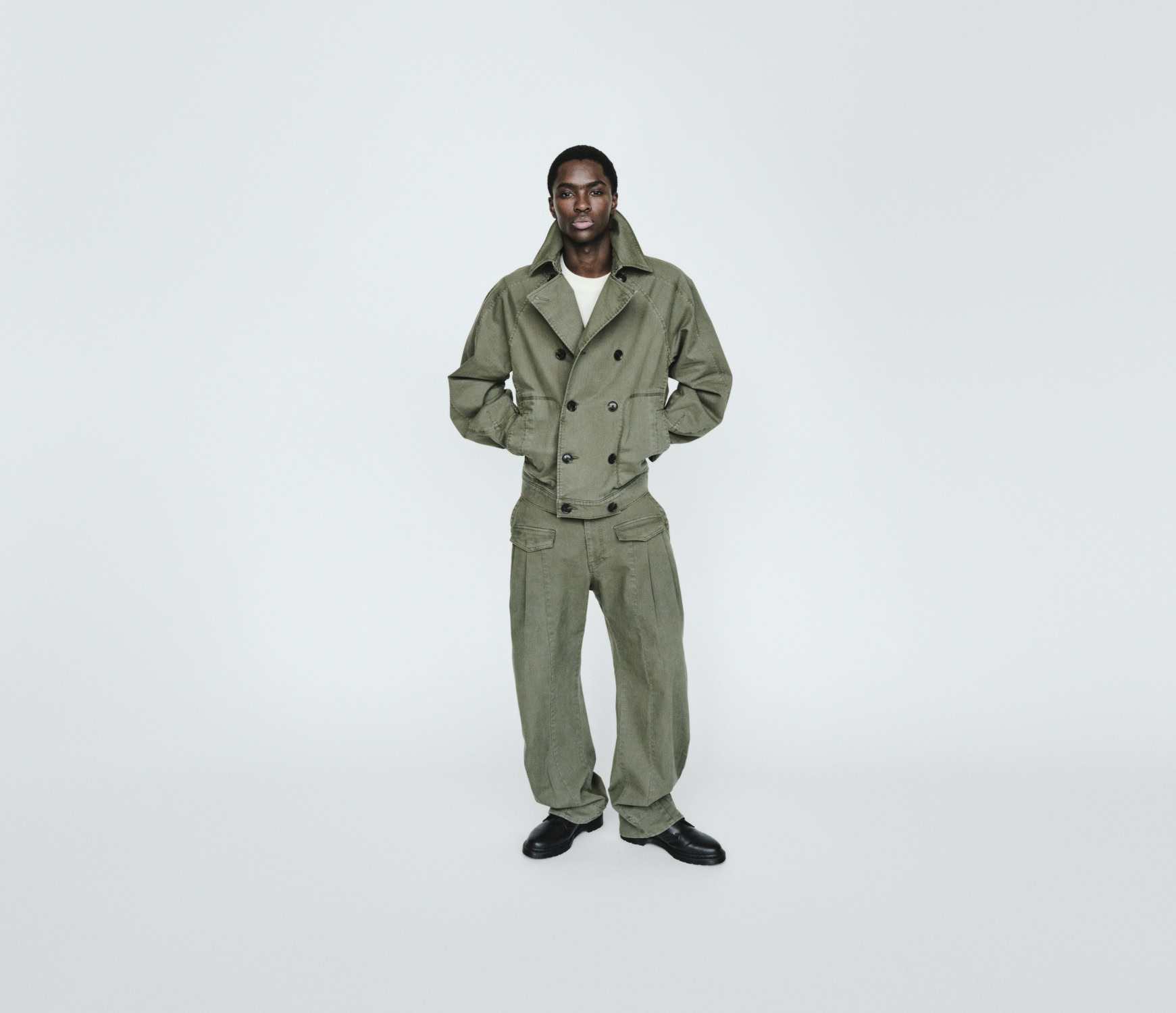 M100_26_FA_COLLAB_OF_GAP_STUDIO_2-0043_LR.jpg (1741×1500)