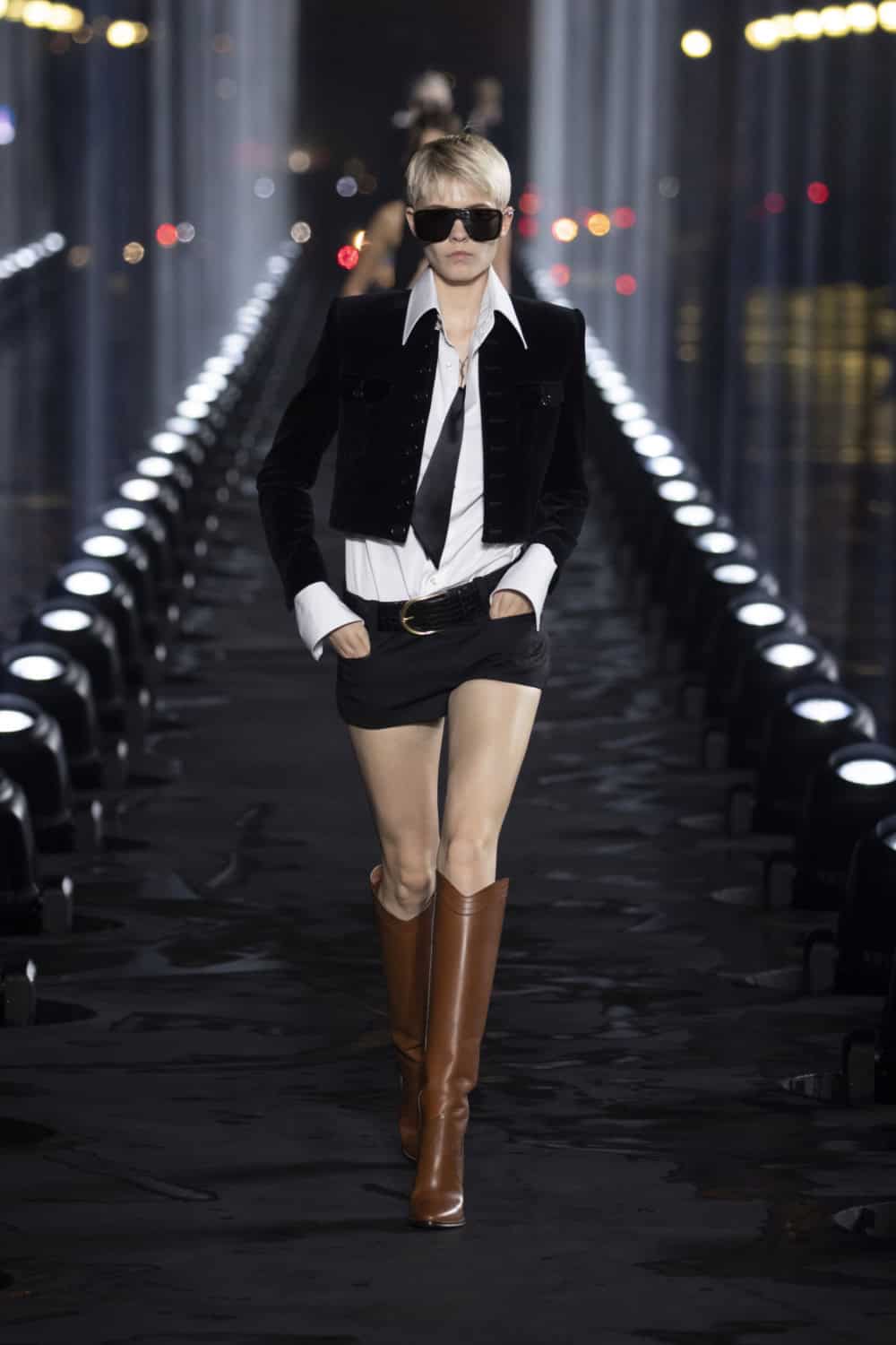 SAINT-LAURENT_SUMMER20_RUNWAY_6.jpg (1000×1500)