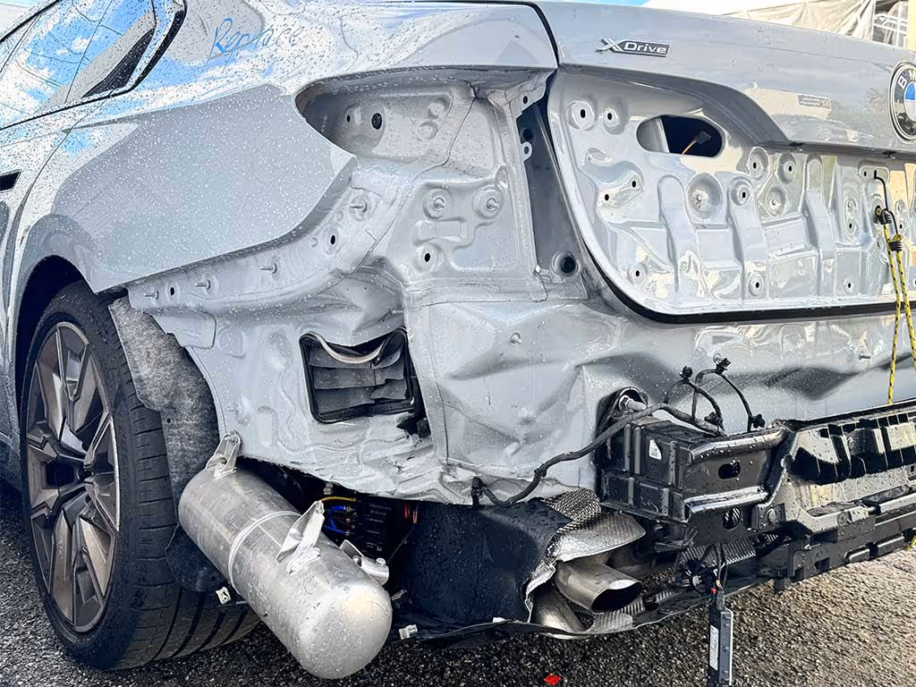 BMW 760i Body Repair process