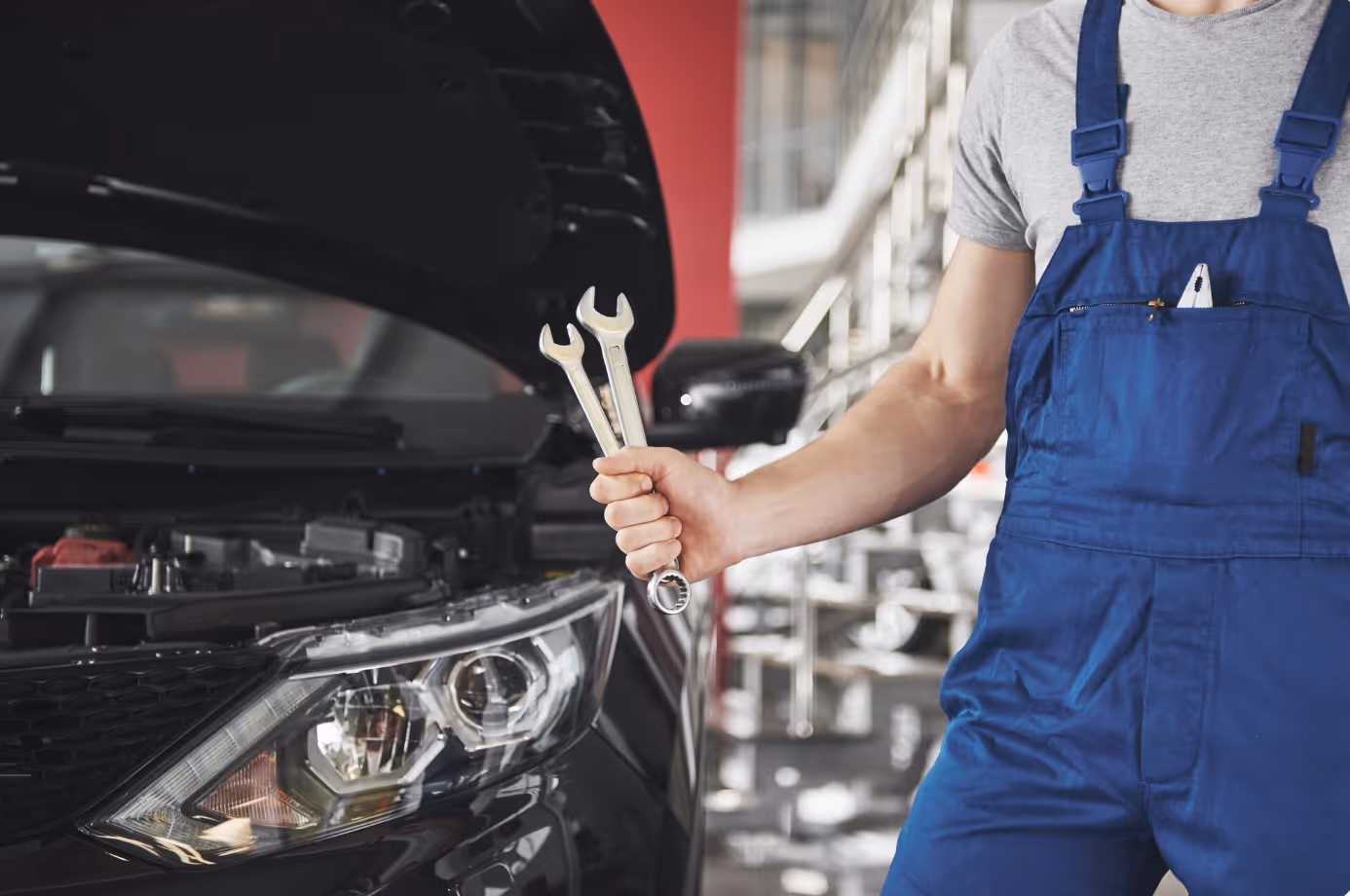 7 Auto Body Repairs North Hollywood Drivers Should Never Ignore
