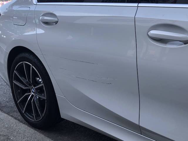 BMW Scratch Repair