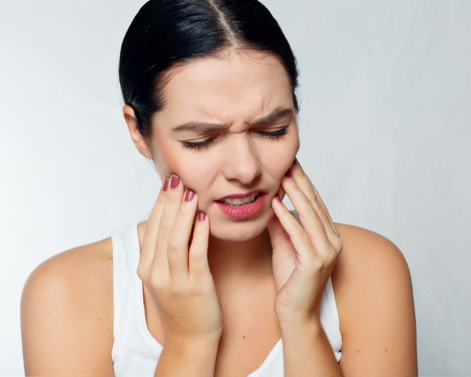 7 Reasons Why Your Tooth Is Sensitive To Pressure