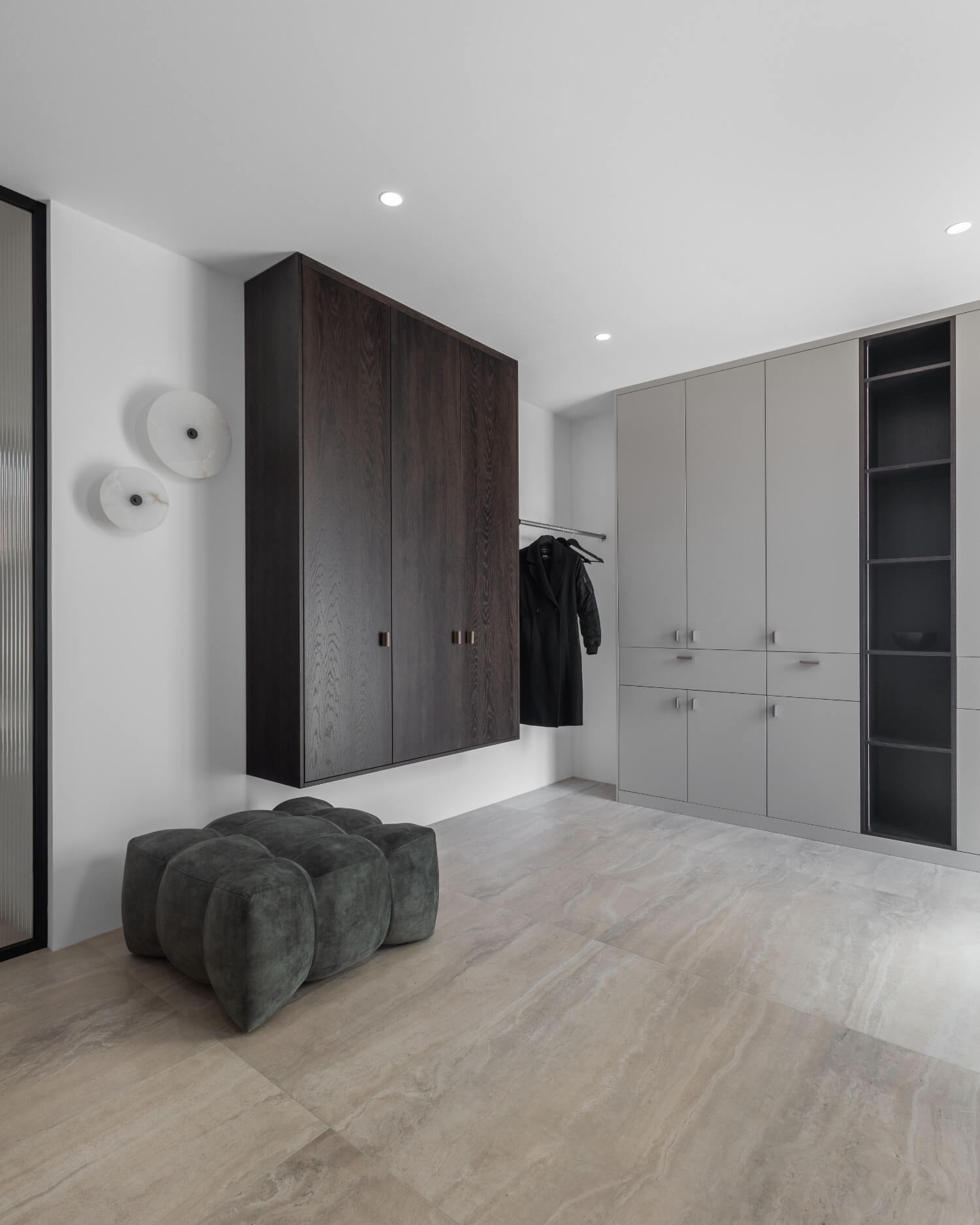 SMLXL - Vinohradská - rekonstrukce půdní vestavby