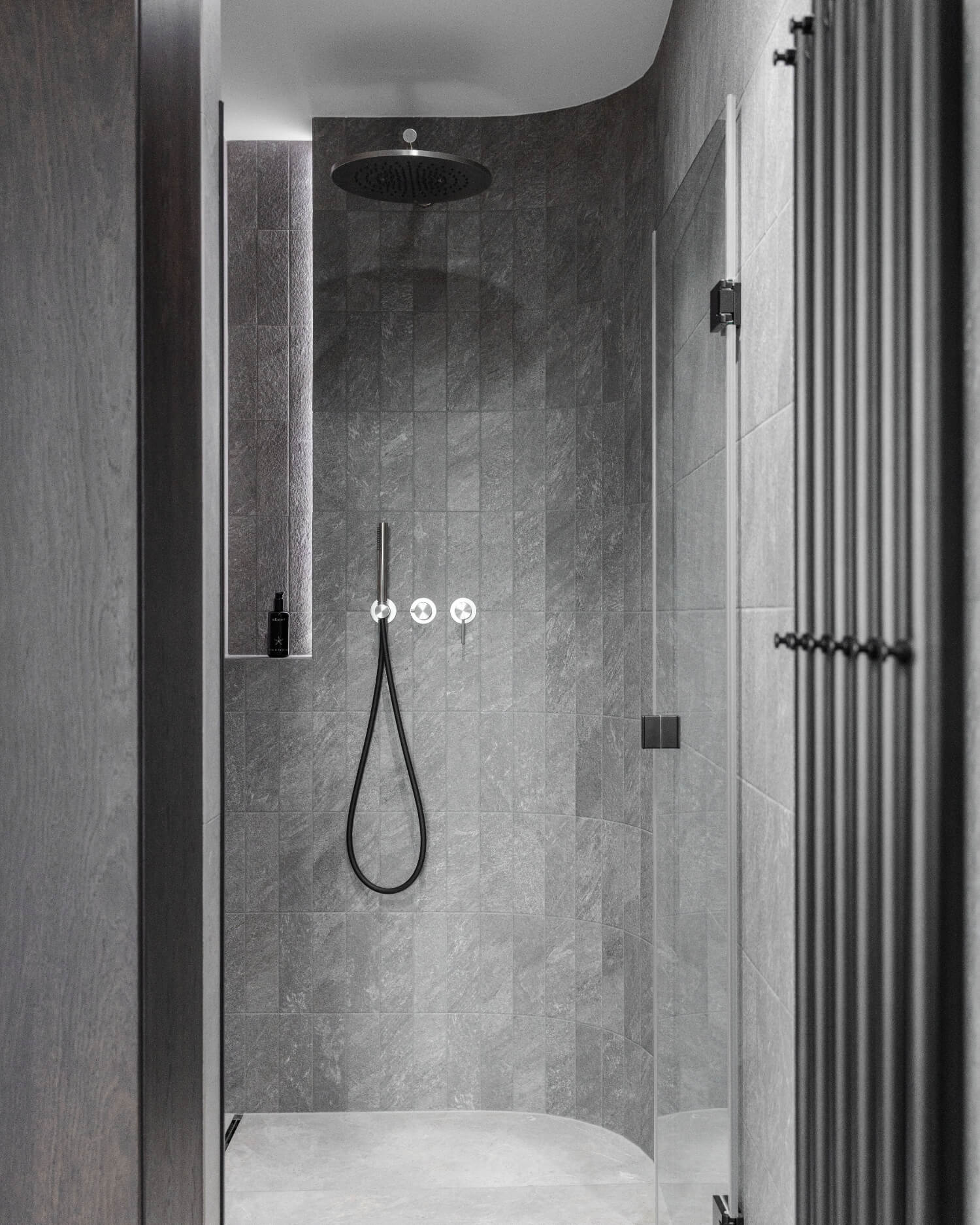 SMLXL - Vinohradská - rekonstrukce půdní vestavby