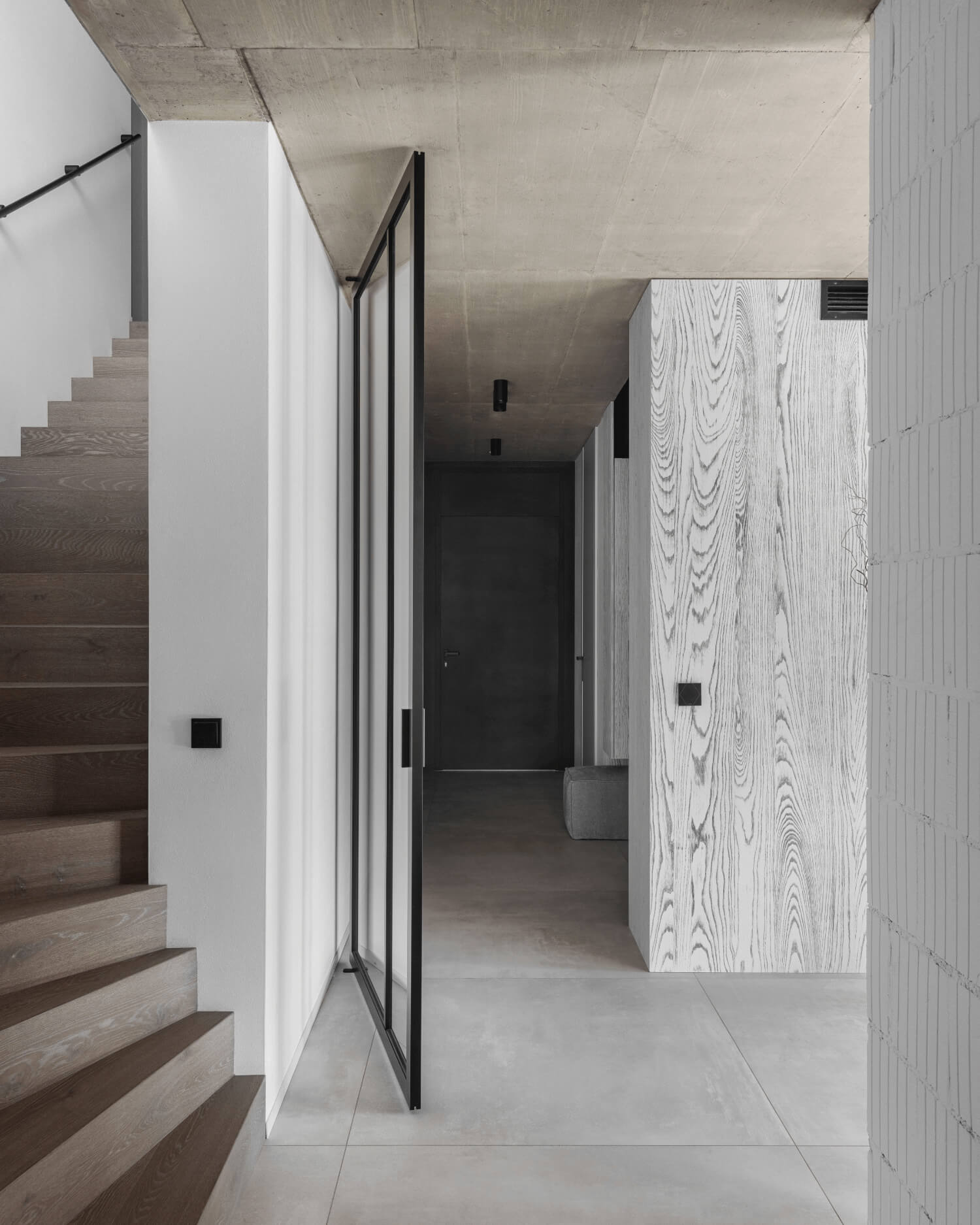 SMLXL - Kbely - Návrh interiéru rodinného domu