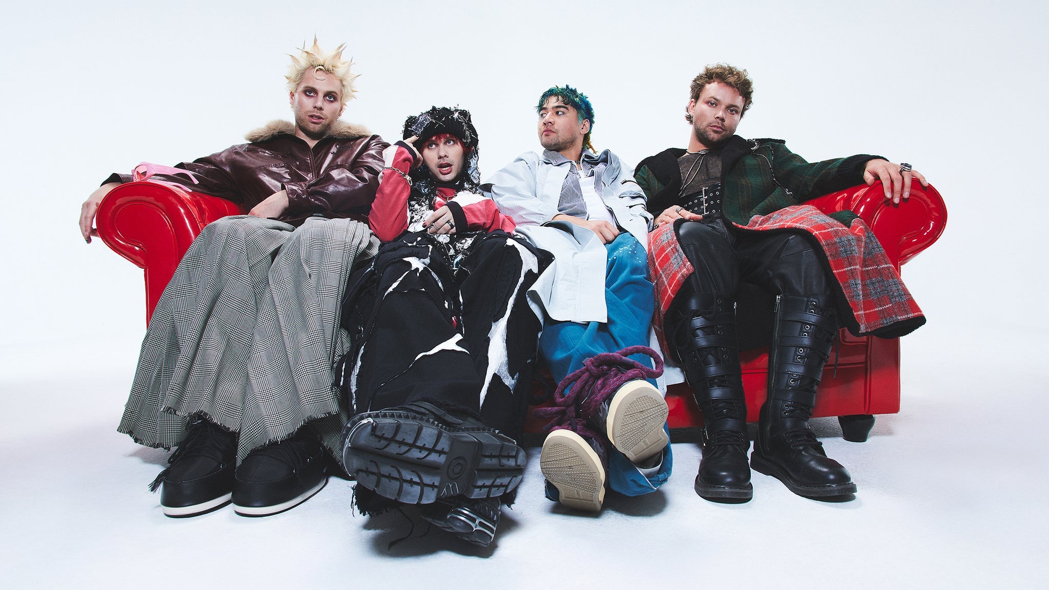 5 SECONDS OF SUMMER: EVERYONE'S A STAR! WORLD TOUR