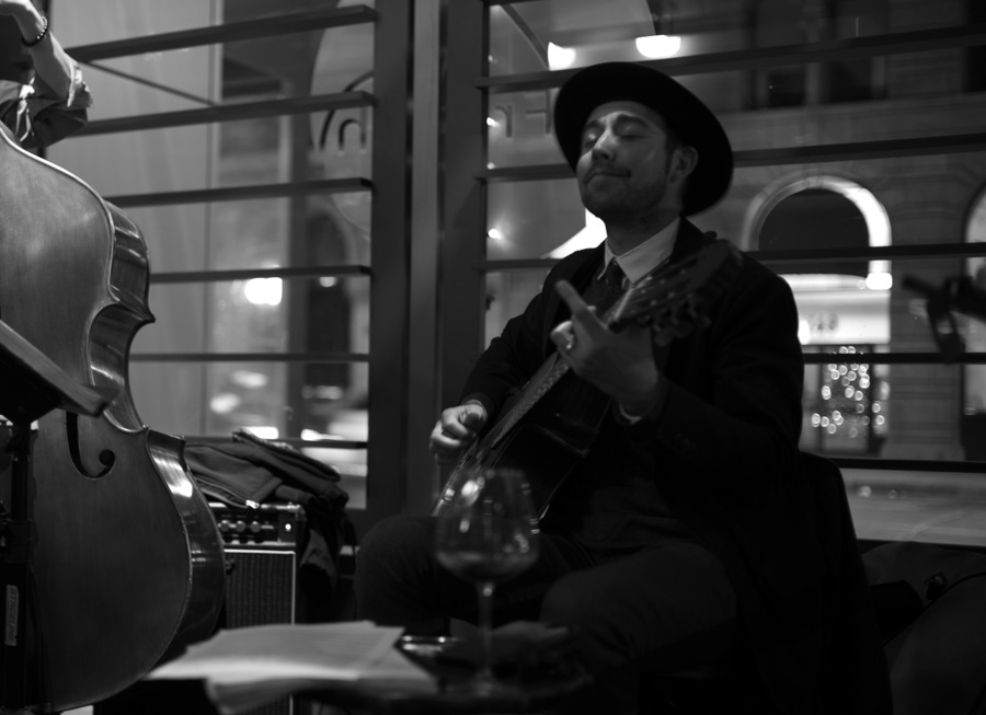 Dazzle Brunch with Alex Trujillo Bossa Duo