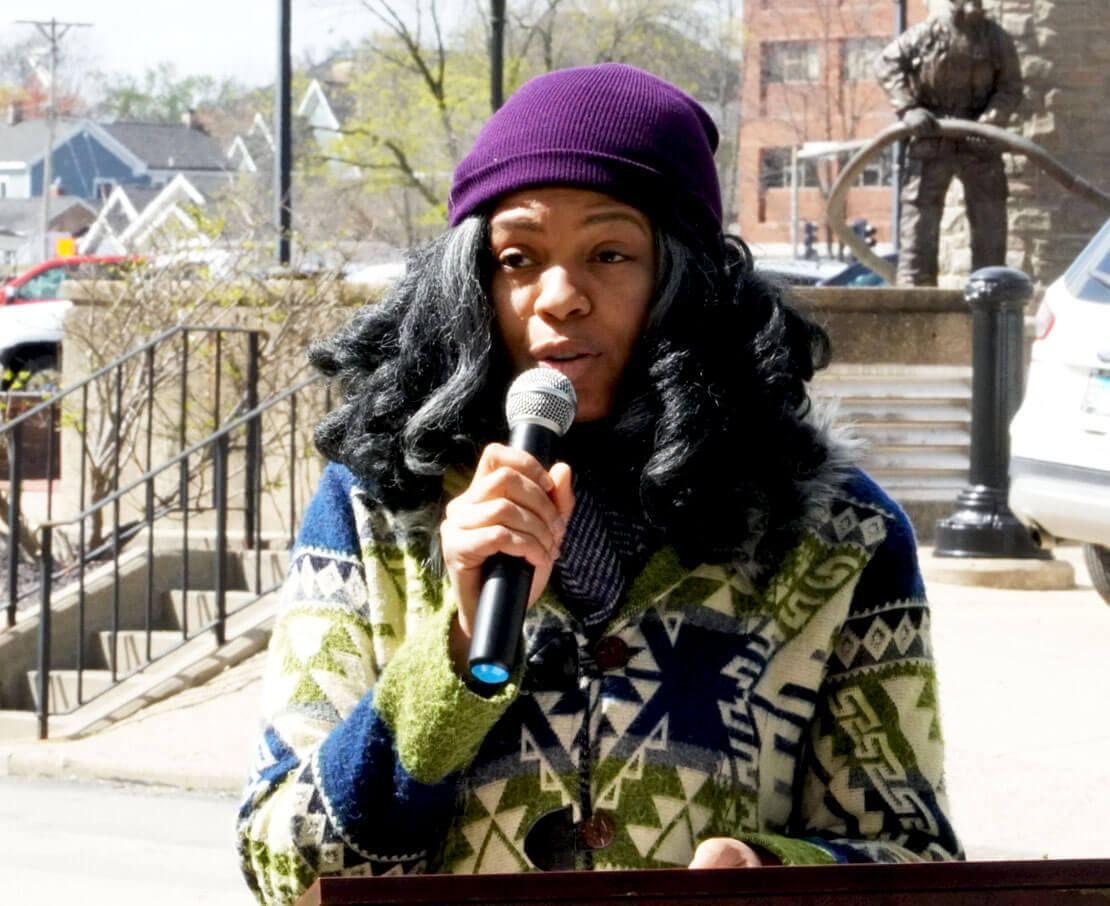 LaShawn Miller's strong advocacy for urban farming prompted her to join Illinois Stewardship Alliance as a policy organizer. In the photo she is speaking at the state Capitol in Springfield to fellow advocates gathered for a Lobby Day. Photo by Bob Benenson