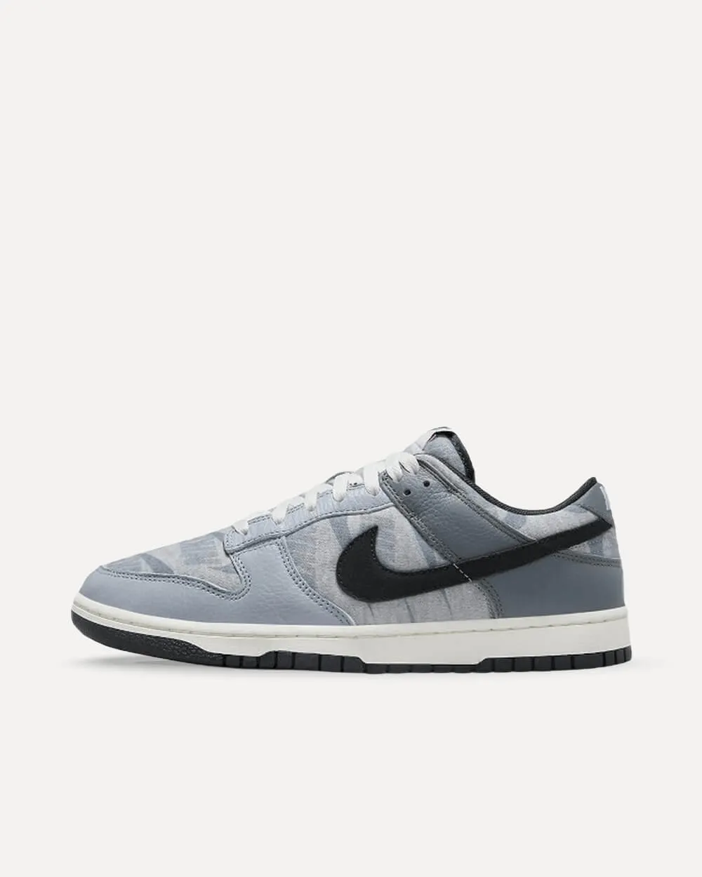 Nike Dunk Low SE "Copy Paste"