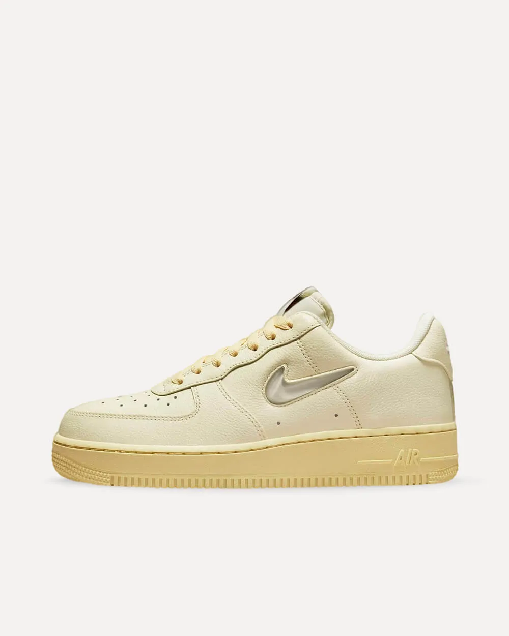 Nike Wmns Air Force 1 '07 LX "Coconut Milk"