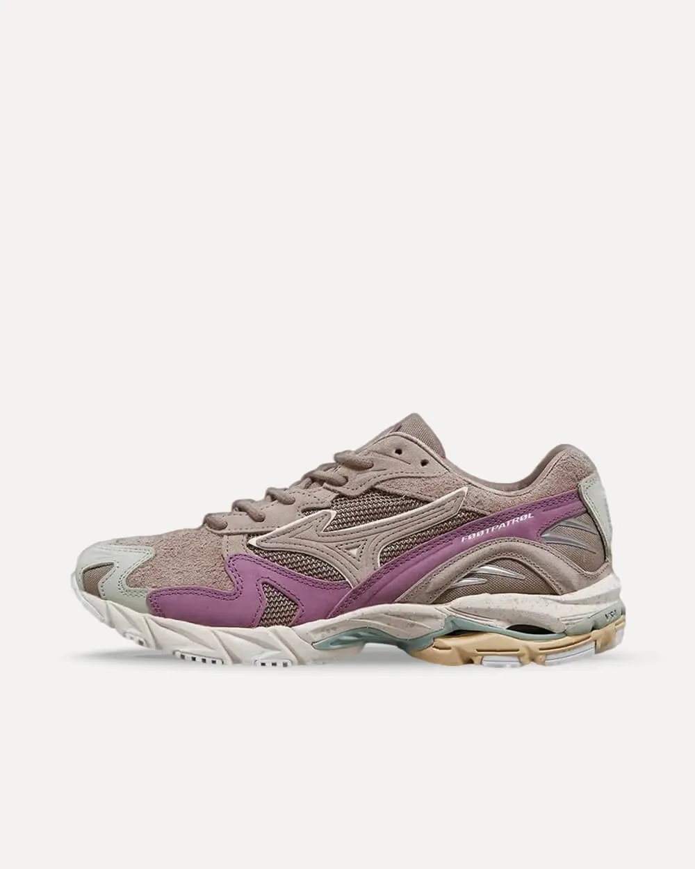 Mizuno x Footpatrol Wave Rider 10 