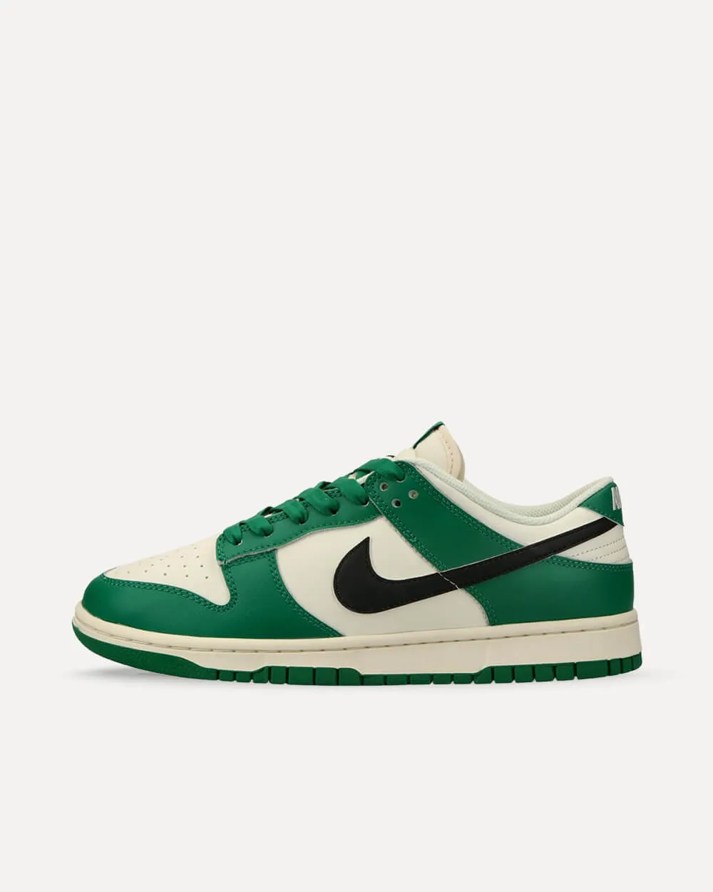 Nike Dunk Low SE "Lottery Green"