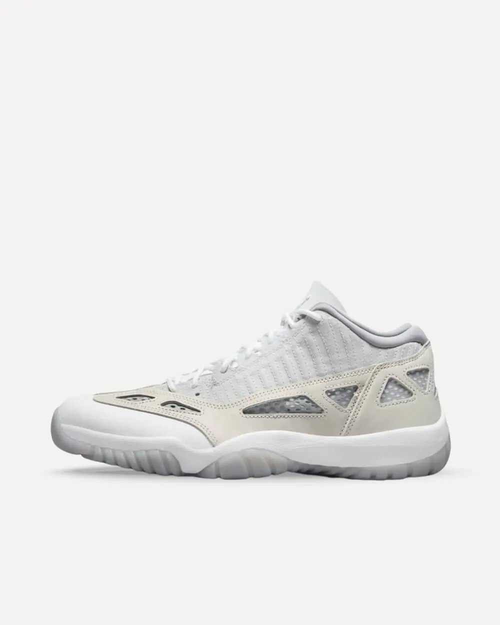 Nike Air Jordan 11 Low IE "Light Orewood Brown"