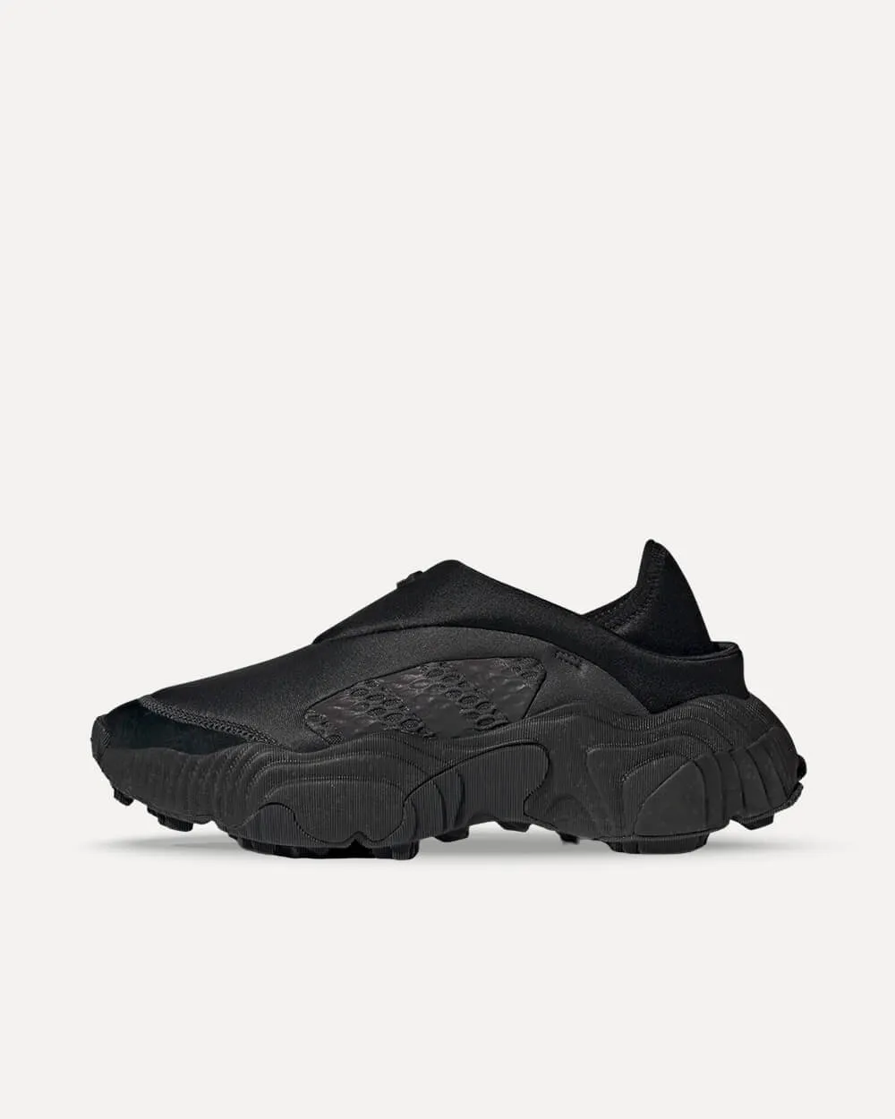 adidas Rovermule Adventure "Triple Black"