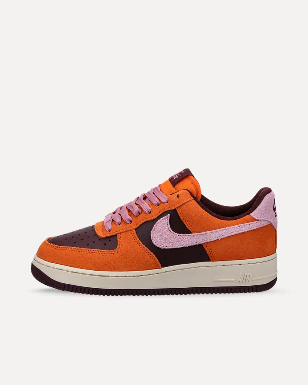 Nike Wmns Air Force 1 '07 "Magma Orange"