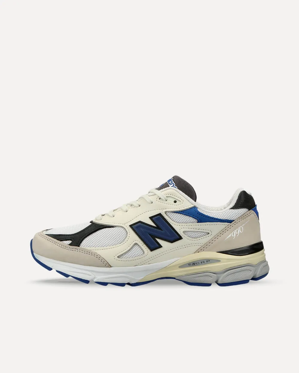 New Balance M990WB3