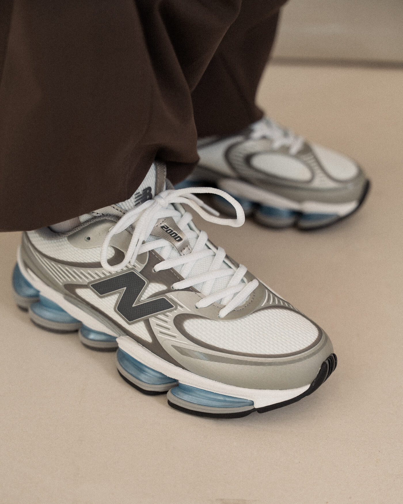 New Balance ABZORB 2000 - White/Silver Metallic/Castlerock - U2000AA