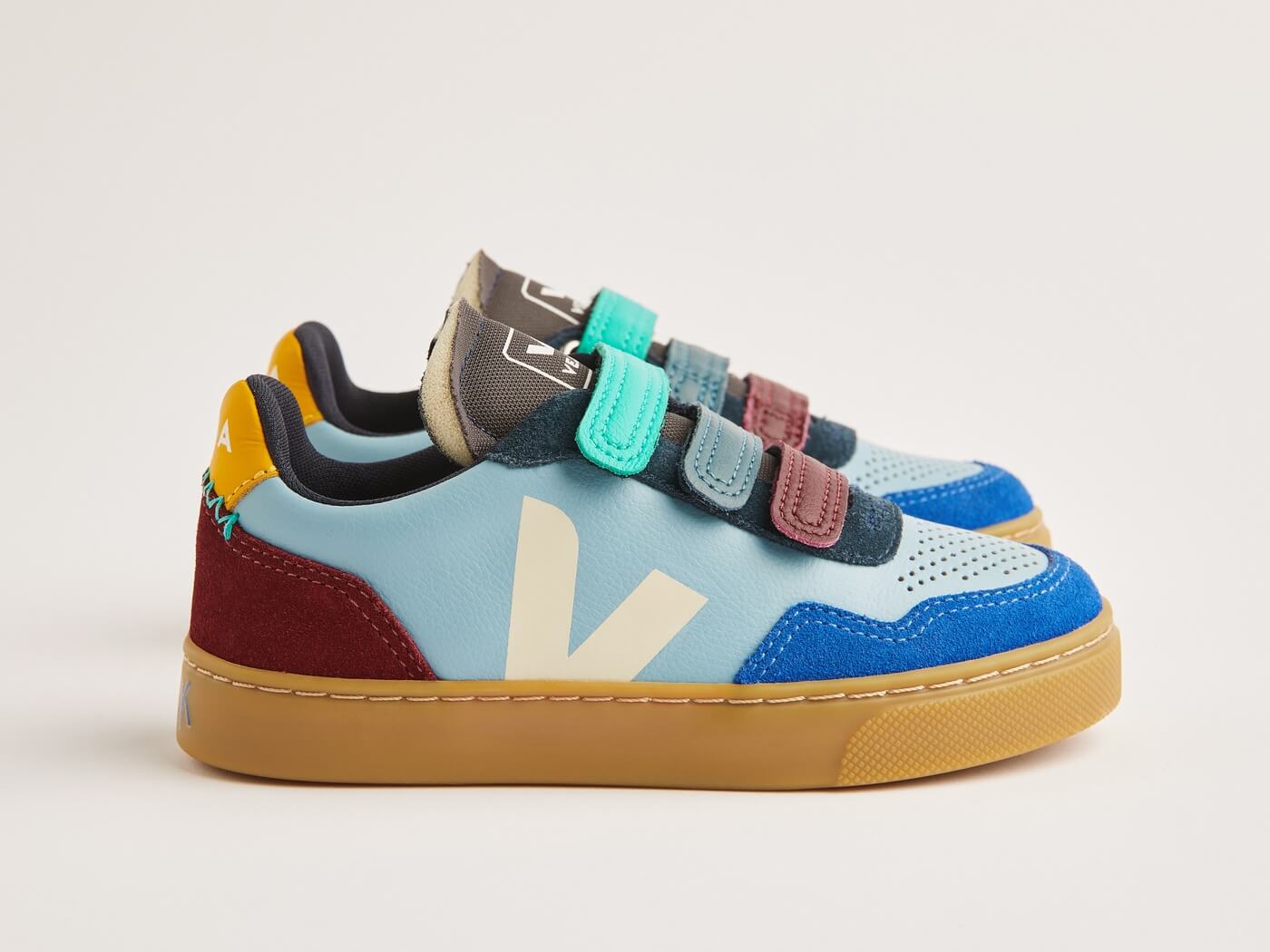 VEJA x MILK V-90