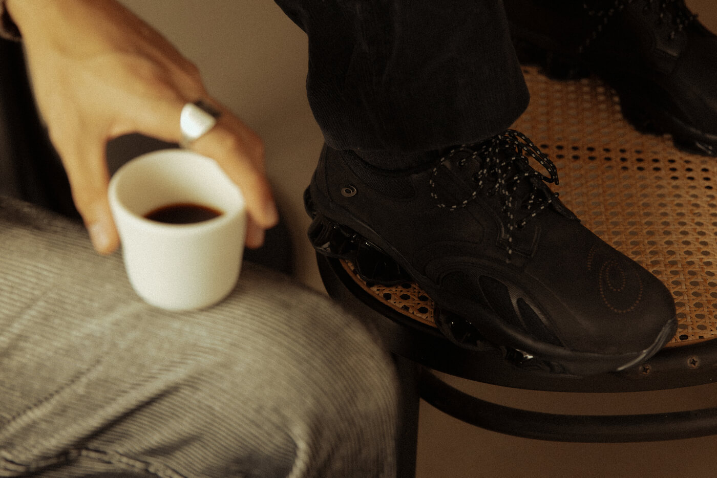 ASICS Gel-Kinetic SP - Black - 1203B056-001