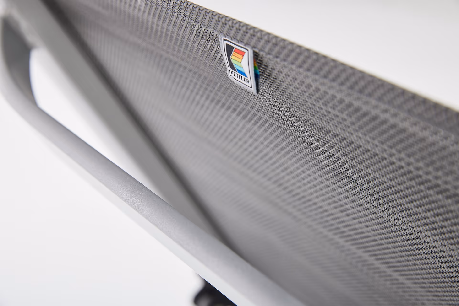 FORMA II Stapelliege silber/graphit