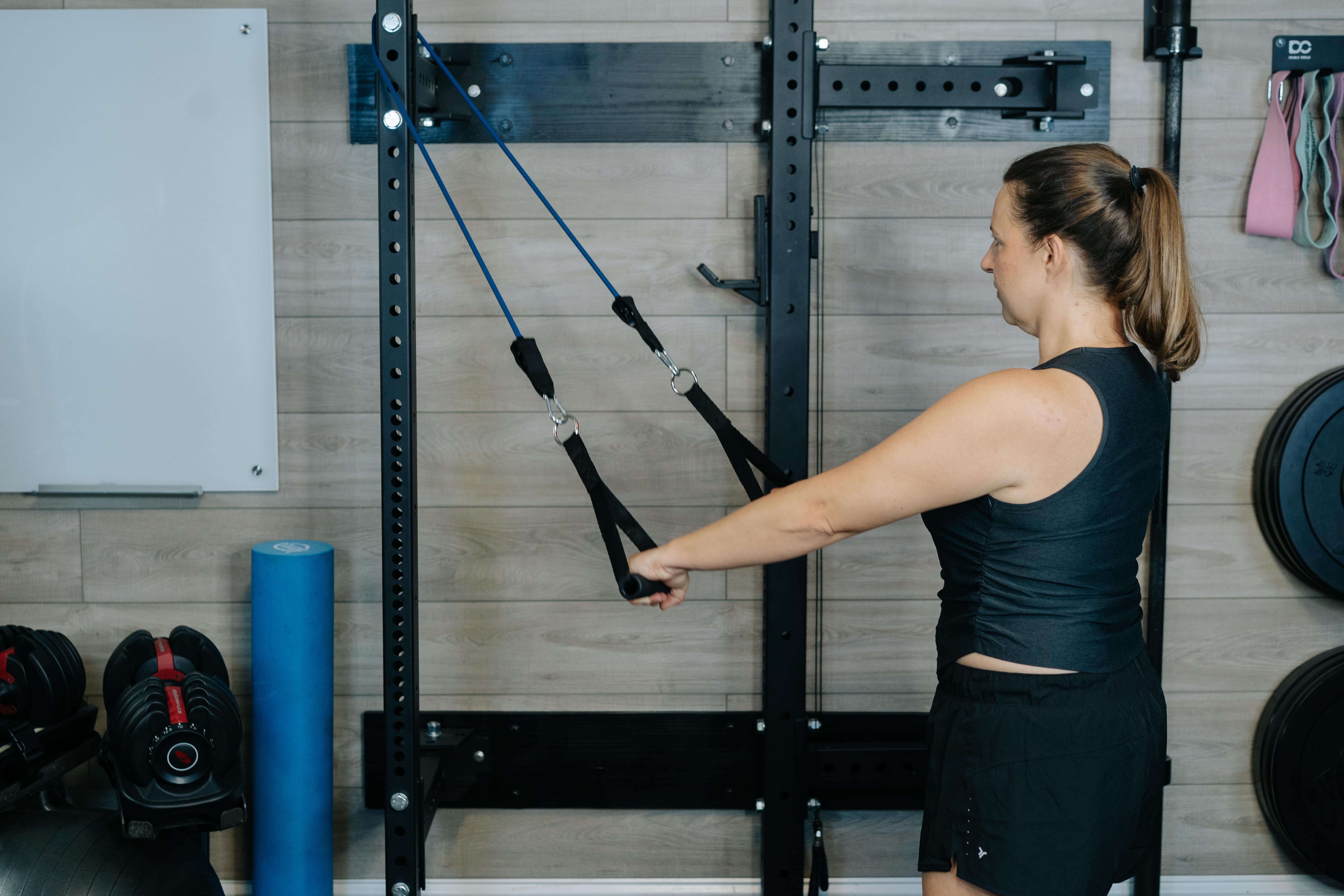 Women demonstration standing shoulder extensions
