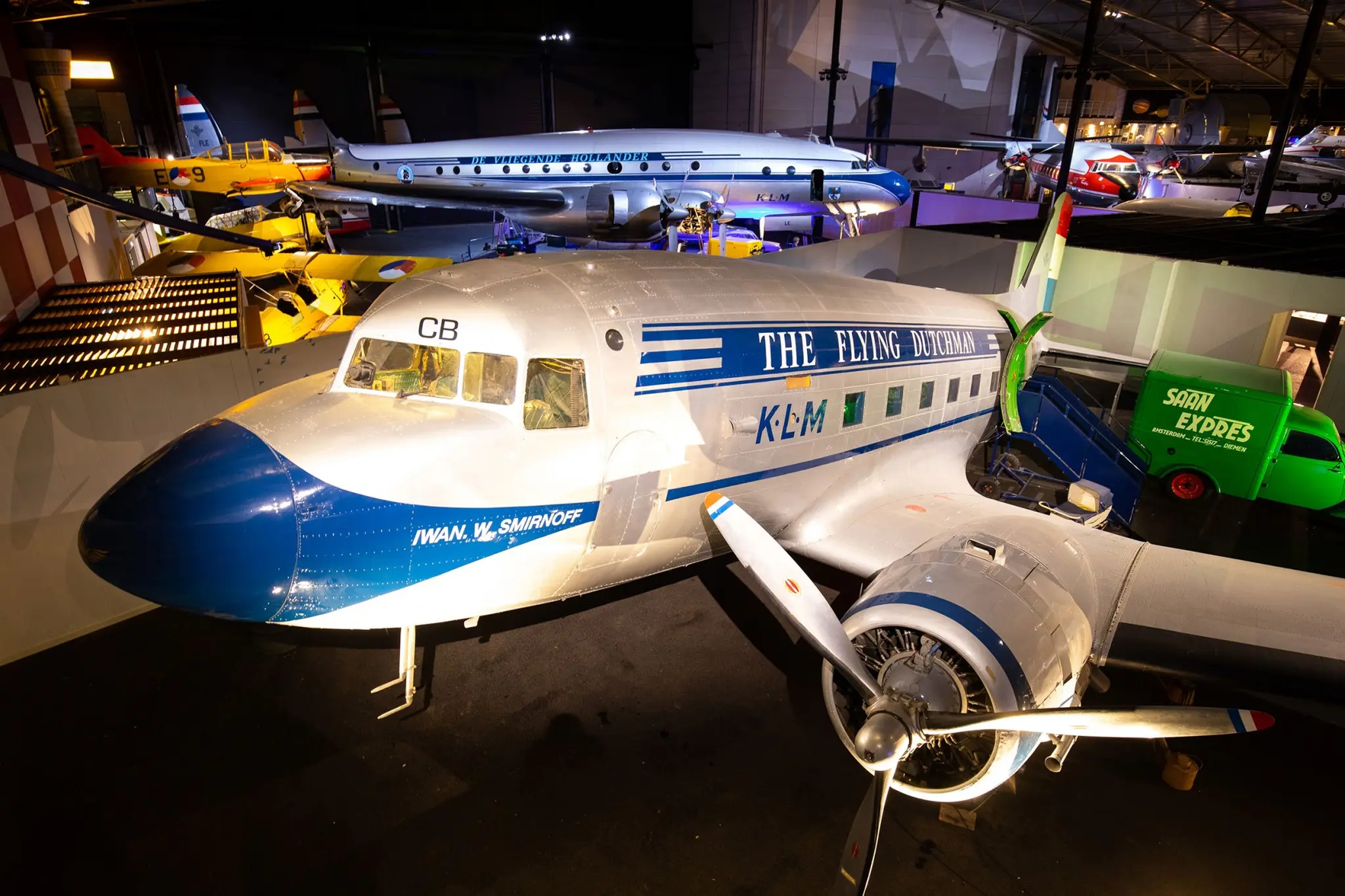 Schematische Darstellung 4 Attribute des Projektmanagements.