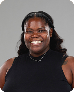Headshot of Ashley Johnson