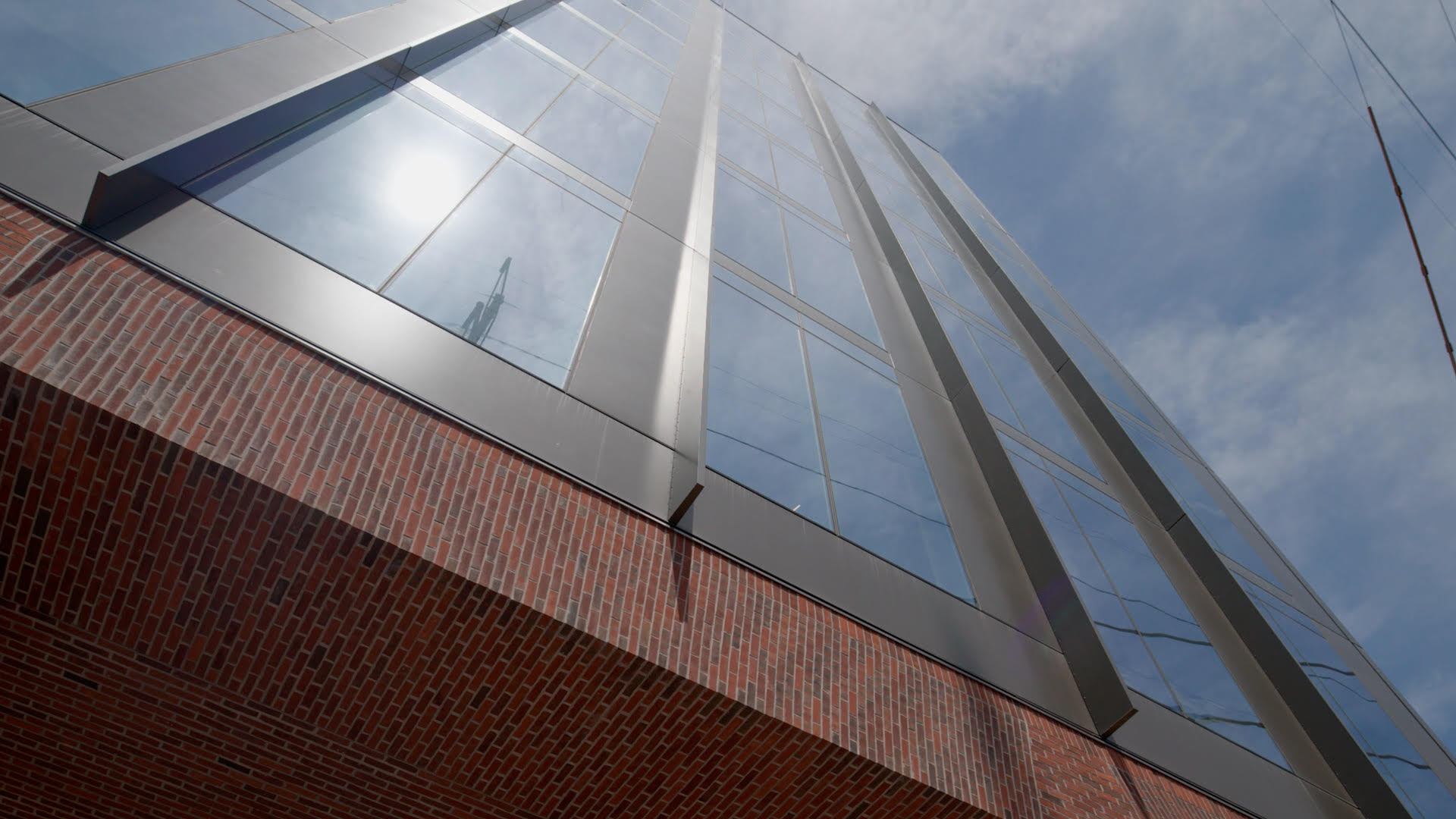 Exterior view of the FS building at the Philadelphia Schuylkill Yards.