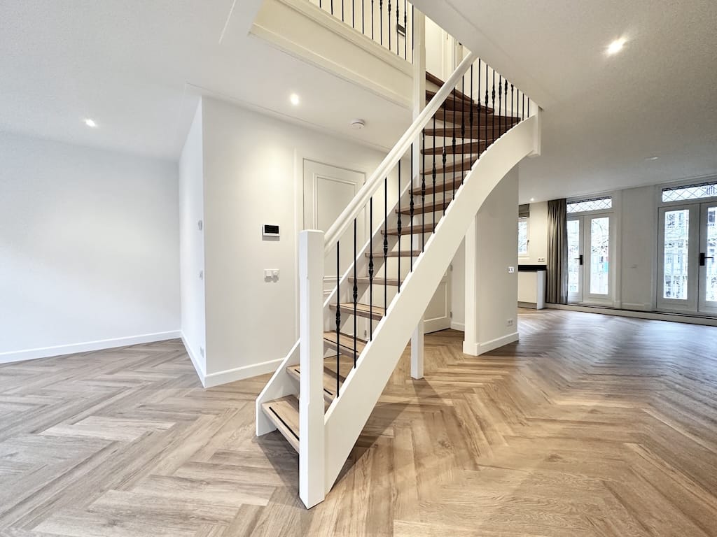 appartementen te huur op Eerste Helmersstraat