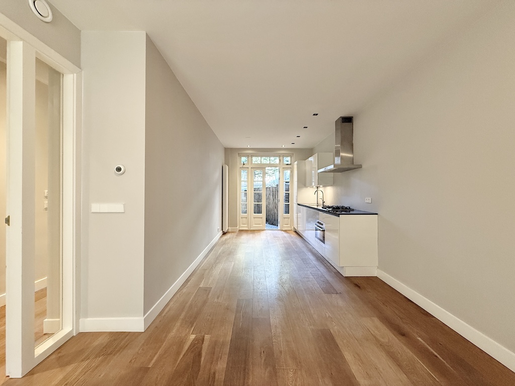 free-sector-houses for rent on Van Tuyll van Serooskerkenweg