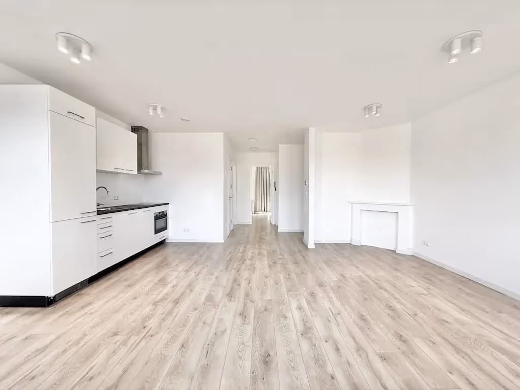 free-sector-houses for rent on Mercatorplein 7-2