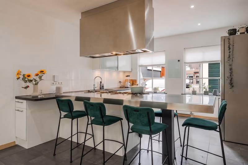 Hoekwoning te koop: Dorpsstraat 67LANDSMEER, Landsmeer