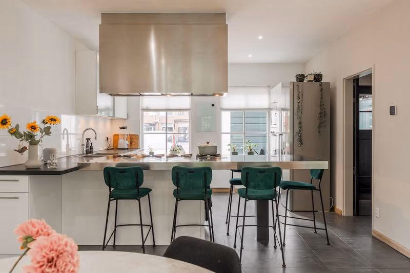 Hoekwoning te koop: Dorpsstraat 67LANDSMEER, Landsmeer