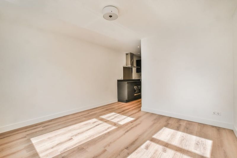 Studio te huur: Kinkerstraat 202-1, Amsterdam