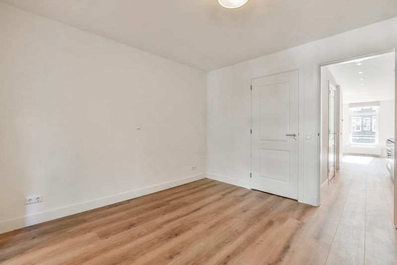 Studio te huur: Kinkerstraat 202-1, Amsterdam