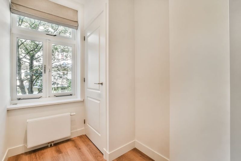 Studio te huur: Kinkerstraat 202-1, Amsterdam